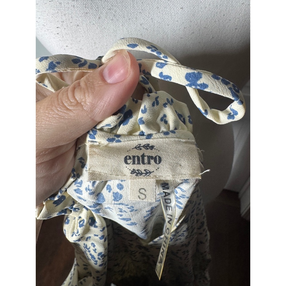 Entro Smocked Waist Floral Mini Dress S Cream Blue Good Ruffle Tiered - Picture 7 of 8